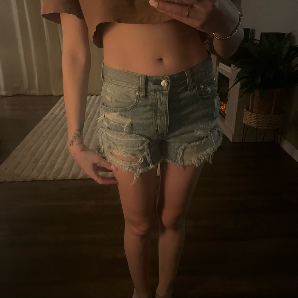 American Eagle High waisted ripped denim shorts